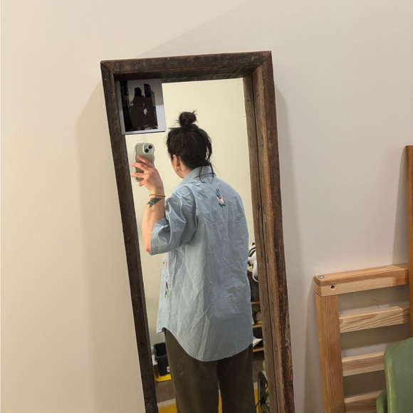 Vintage Embroidered Blue Button Down Shirt - Picture 14 of 15
